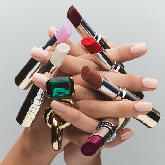 DRAMALIPS BATOM FIRST RED CARPET 687